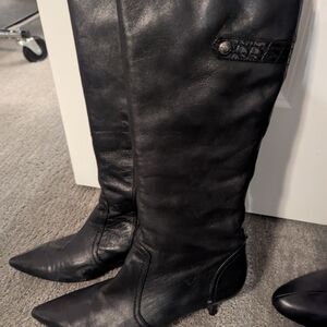 Anne Klein Black Leather Heeled Boots
